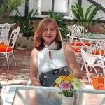 Annie Congues Constantino - @annie.c.constantino - Instagram