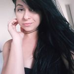 Annie Dutra - @anniedutra10 - Instagram