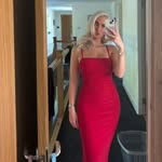 @_annieheaton - Instagram