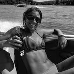 Annie Henderson - @annieeller - Instagram
