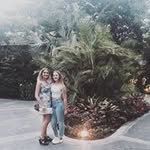 Annie Howells - @annie.howells - Instagram