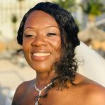 Annie Laing - Facebook