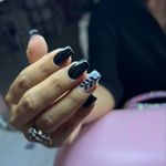 Annie Lambarri - @annie_lambarri.nails - Instagram