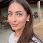 Annie Chandler - @annie.lane7 - Instagram