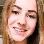 Annie Larry - @annie.larry.397 - Instagram