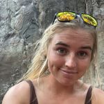 Annie Larson - @annie.larson5 - Instagram
