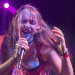 Annie Larson - @annielarson_42 - Instagram