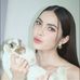 Annie Le - Facebook