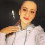 Annie Leclerc - @annieleclerc84 - Instagram