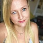 Annie Lecompte - @annie8959.al - Instagram