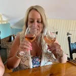 Annie Leger - @legerannie - Instagram