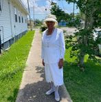 Annie Lemon - Facebook