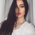 Annie Mercer - @qosux.38653 - Instagram