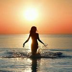 Annie Milne - @ann_milne - Instagram