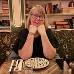Ann Munro - @munroannie - Instagram