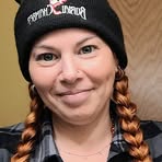 Annie Petersen - Facebook