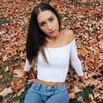 Annie Travis - @kinnkkynacho - Instagram