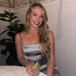 Annie Walsh - @annieemw - Instagram