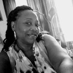 Annie Warren - @annie.warren.585 - Instagram