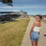 Annie Weinstock - @annie_w12 - Instagram