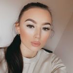 ANNIE ROSE 🦋 - @annie.whitehead - Instagram