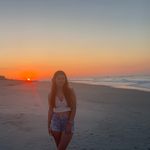annie - @annie.wolfe0 - Instagram