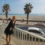 Annie Wolf - @annie.wolf.5 - Instagram
