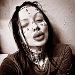 anniewolf - @anniewolfspit - Instagram