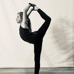Annika Gray - @annikagray136 - Instagram
