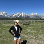 Annika Lee - Facebook