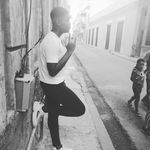 Anthony Shaky Shaky Bloom - @shakyshakybloom - Instagram