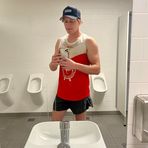 Anthony Crombie - Facebook