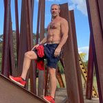 anthonydeville - @anthonydeville5 - Instagram