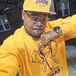 Anthony Echols - @ghettybanks - Instagram