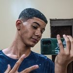 Anthony Moises - @anthonyxp7 - Instagram