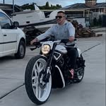 @anthonymollusoo - Instagram