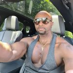 Anthony Mwaura - @amfitnessdxb - Instagram