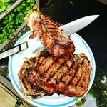 Anthony Della Vecchia - @thisishowamaneats - Instagram