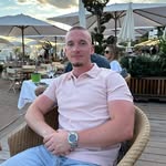 @anton.becker - Instagram