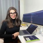 Antonia Mason - @binary_options_trade87 - Instagram