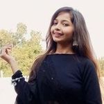 Varsha Saxena - @anusaxena9406 - Instagram
