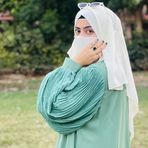 Anum Khalid - Facebook