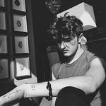 Anwar Hadid - @anwarhadid___ - Instagram