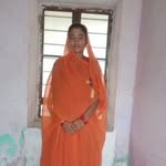 seema karwar - @ishakanwar925 - Instagram