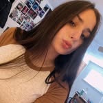anya oliverson - @anyaoliverson - Instagram