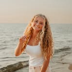Anya Steele - Facebook