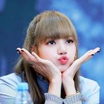Anna Vu - Facebook