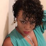 Apple Lewis - @jewelscl - Instagram