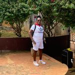 Apple Lewis - @a._lewis464 - Instagram