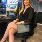 Apple Lewis - Facebook